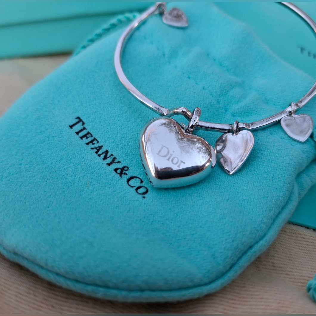Dior Tiffany Co Beautiful Vintage Bangle Heart 1800$